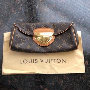 Louis Vuitton Clutch